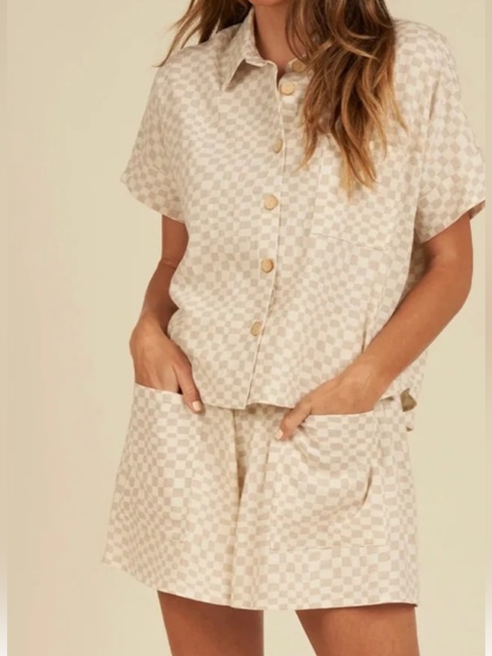 RYLEE + CRU Dove Check Kelli Linen Shorts size Large Beige Tan